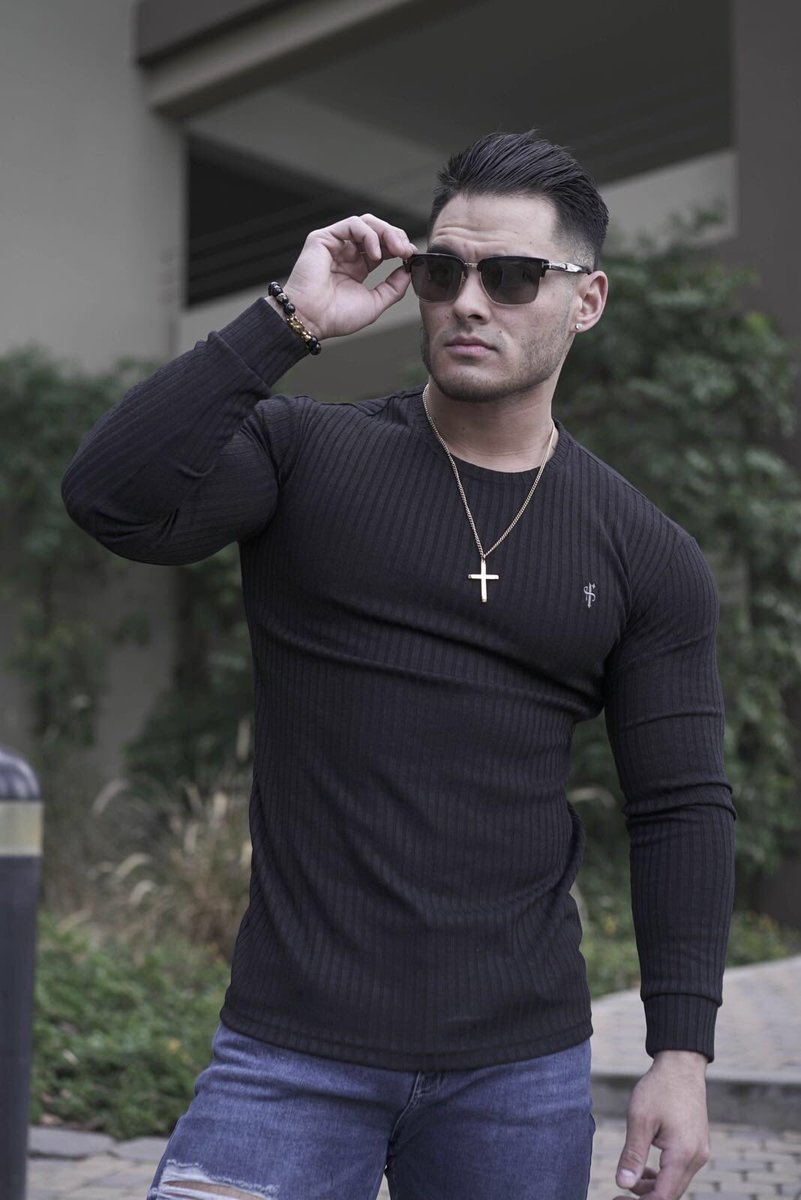 Jeremy Buendia - Always staying one step ahead of the game. - Wearing HERA  x HERO DLUXX T-Shirt Navy. Get it here https://bit.ly/2IfFdX5 | Facebook