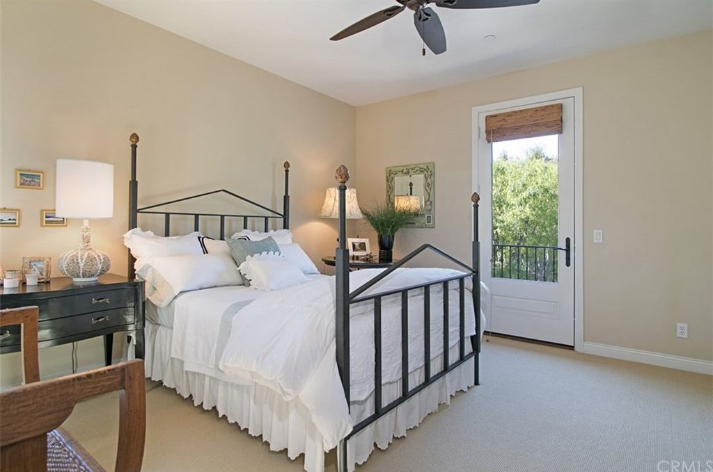 GreenTreeProp's tweet image. MUST SEE! New Listing in #SanClemente. 5 Bed/5 Bath/4,689 sq ft/$1,599,000. More information at ow.ly/8Fth30hILXN