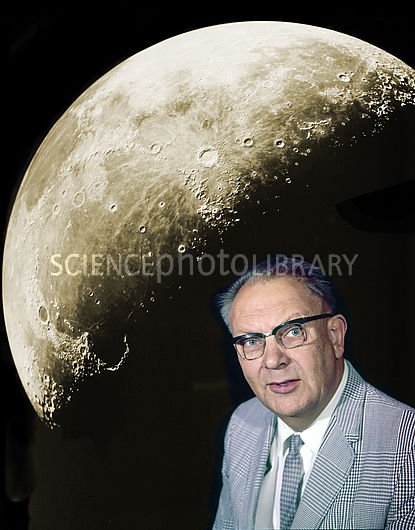 Kuiper_Peter73's tweet photo. Does this moon make me look fat? 

#FromTheDead https://t.co/xWZKEV0WPl