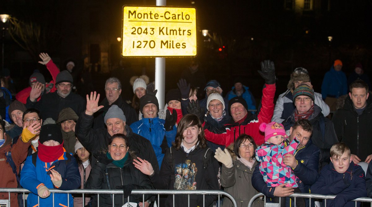 FuturePaisley's tweet photo. What a night that was! Some of the action below from the only UK start leg of the Monte Carlo Classic Rally here in Paisley. Several thousand people turned out to watch the cars set off for France from outside Paisley Abbey https://t.co/dJUdn87WvA