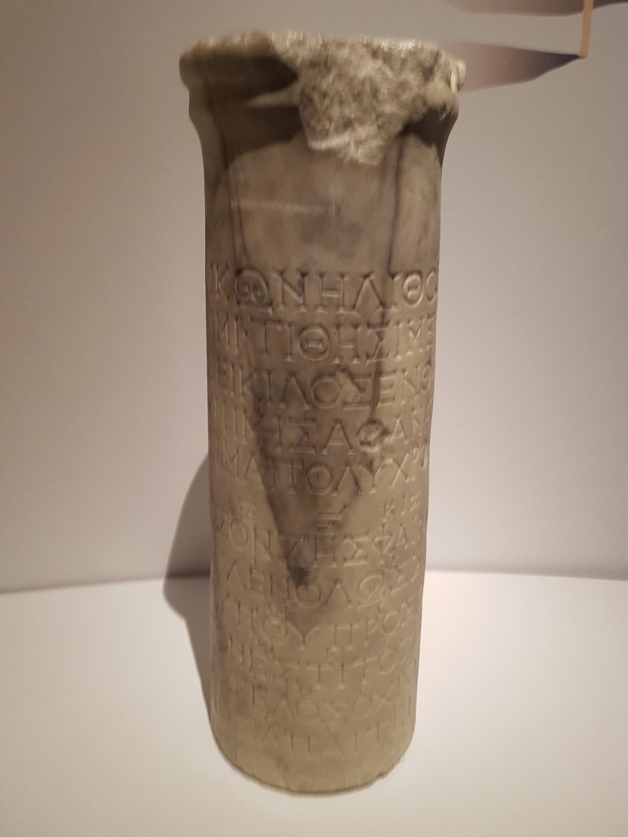 Lucius_Gellius's tweet photo. Et pour finir en chanson l épitaphe du chant de Sekilos datant du II s. avant JC avec les paroles et  partition ... 

Un gros merci à toute la #MSRteam pour son super accueil et son vin d'apicius de l'amitié ! Uneexpo à ne pas manquer avant fin mars ! 

 #rituelsgrecs  @MSR_Tlse https://t.co/auQ6Txip7s