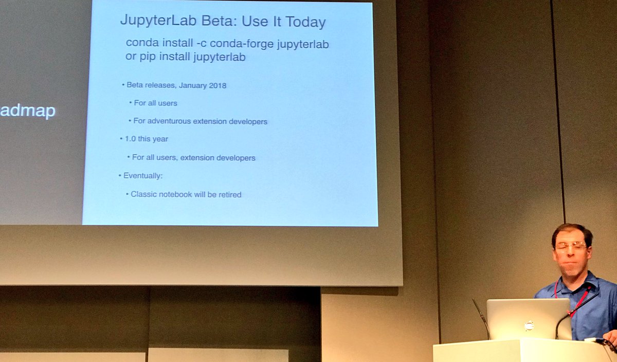 JupyterLab Beta is out! 👍👏🚀 use it! #PyData github.com/jupyterlab