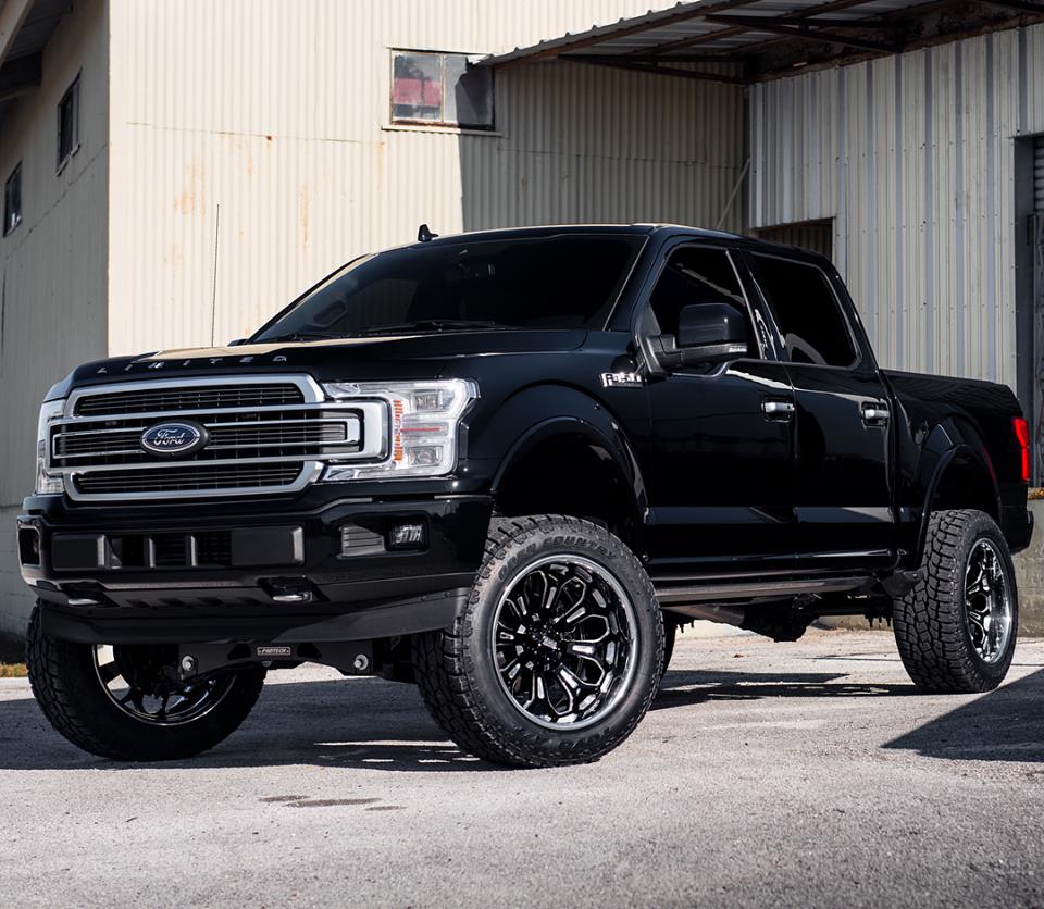 UltimateAuto_'s tweet image. F-OneFifty | Lifted 6” and riding 22” @GRID_OFFROAD  wheels | @JLAudio sound system | Escort Inc. Radar defense system | Train horn and more! #UltimateAuto #F150 

ultimateauto.com