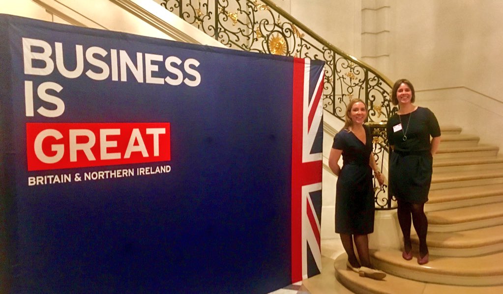 AntoniaRomeoUK's tweet photo. Excellente soirée avec @tradegovukFRA chez HMA Paris @EdLlewellynFCO, recognising collaboration, performance &amp; the 'DIT Spirit', with DIT Western Europe teams #DITwec #OneDIT https://t.co/PnGPCIh4uR
