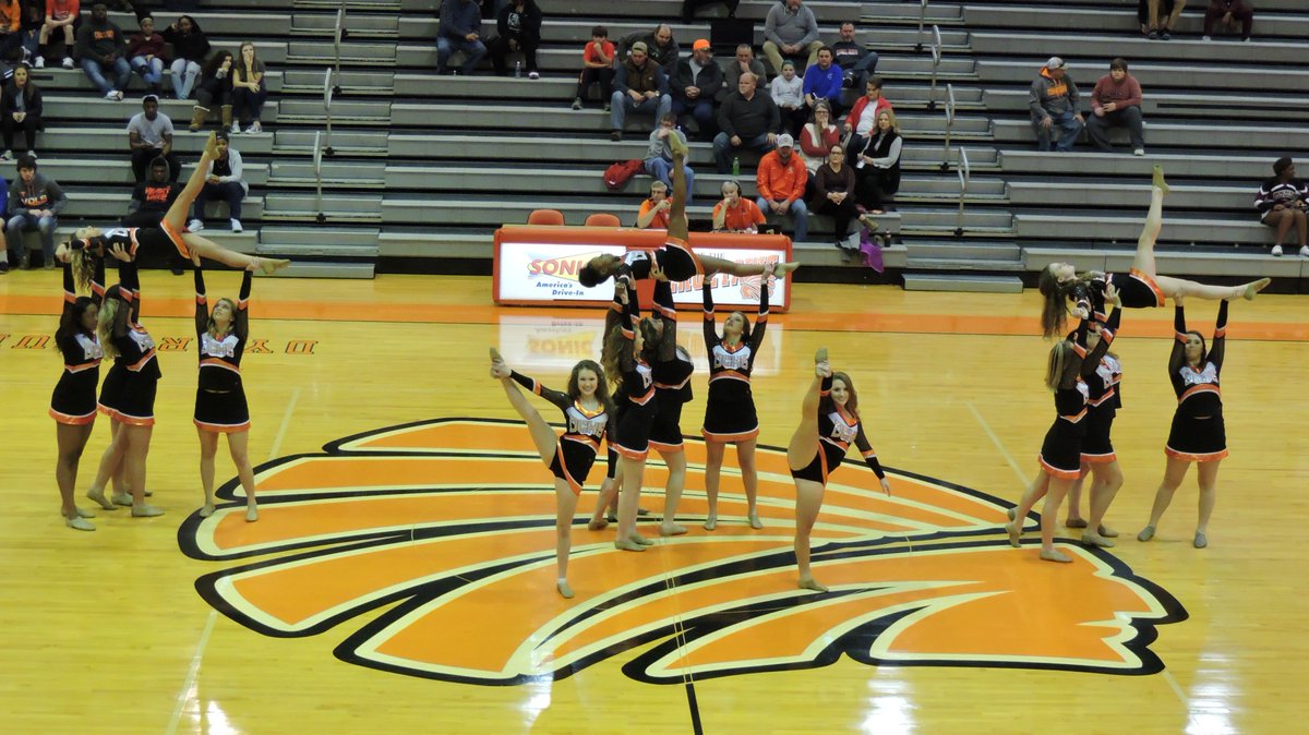 PAsports_RW's tweet photo. @DCHSDanceTeam @kelcieelaine @abbywest03 @Mikayla_cheer12 @Gracieeeeee__ @mackksanders @maddieclaire419 @KkHubbs @SavannahTabor https://t.co/7NtcCdIrev