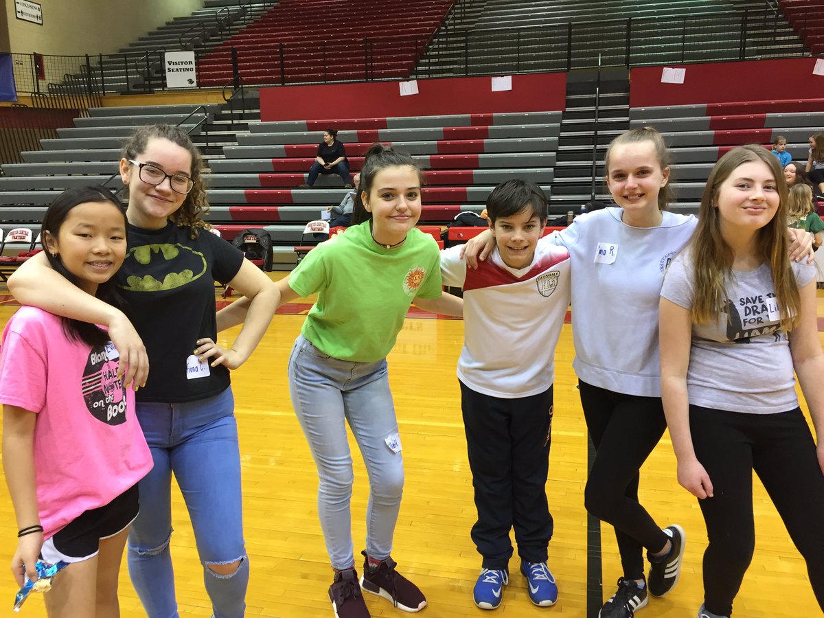 NorthviewMS's tweet photo. Check out these #Seussical cast members who attended #HalfNotes @nccpletsgo last wkend. Come see our show March 2 &amp; 3 at NV! #SeussicalNV https://t.co/V407KpbKP1