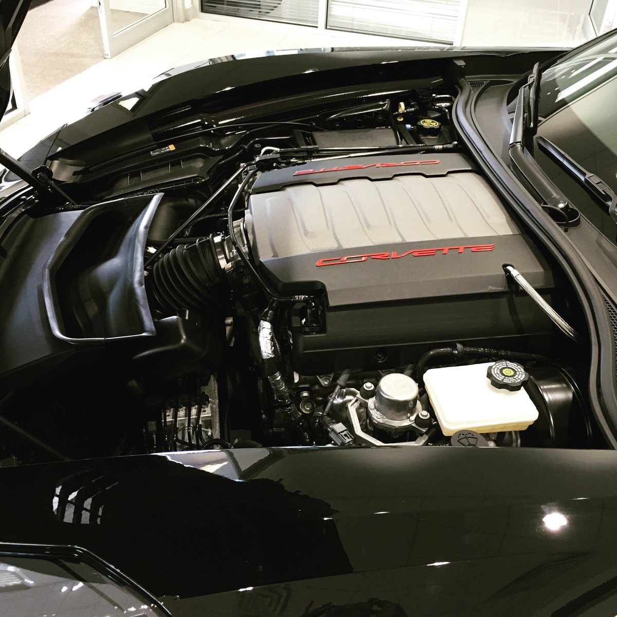 emmth3gem's tweet image. Inside of a beautiful corvette!#chevrolet #chevy #chevymalibu #chevycorvette #chevysilverado #florida #floridacarscene #floridacars #carsalesman #carsaleswoman #philsmithchevy #cloudyday #cars #vroom #generalmotors