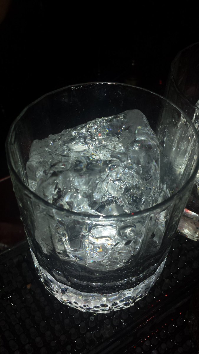 TheBeccaFlood's tweet photo. Ice ice baby #100wardourstreet #stockholmtosoho #linjetio @100WardourSt @SatedOnline https://t.co/qONKezWuQz