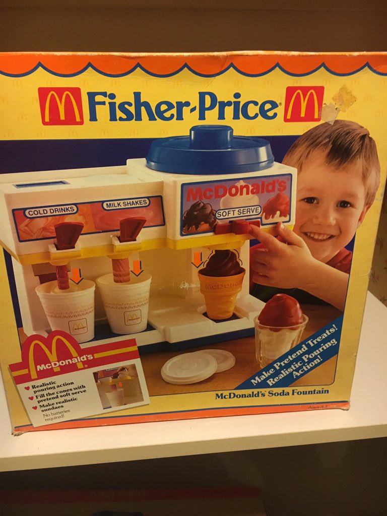 Cbizzle97's tweet image. Hey @McDonalds , bet this works better than your ice cream machine. What do you think @Wendys ?