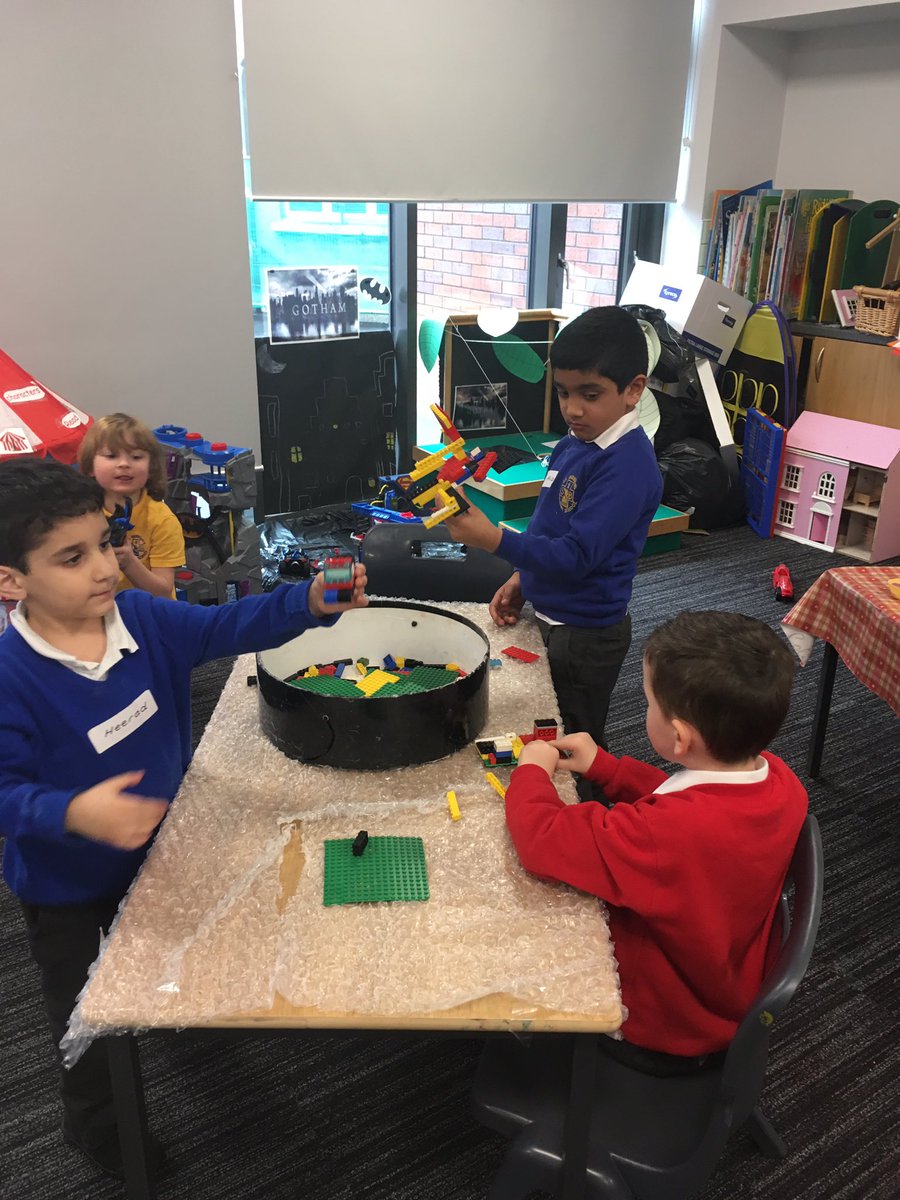mcdonnell_mrs's tweet photo. P1a had a great afternoon making new friends with the P1 children from St Brendan's https://t.co/VyWASSSy1S