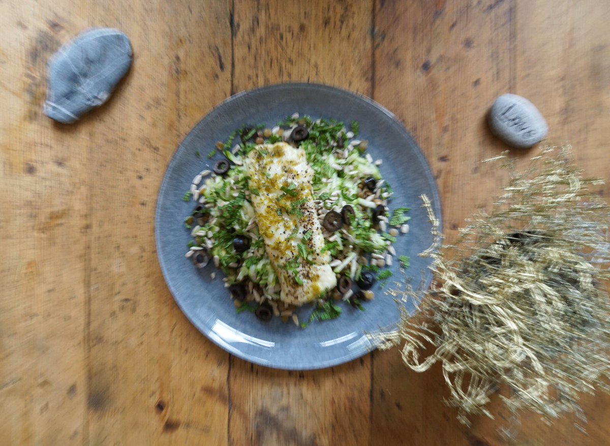 YounoussNimaga's tweet photo. #chefynss Cod with green lentils salad video meal coming on Friday. 📸@samisapp https://t.co/zyz0KYykJe