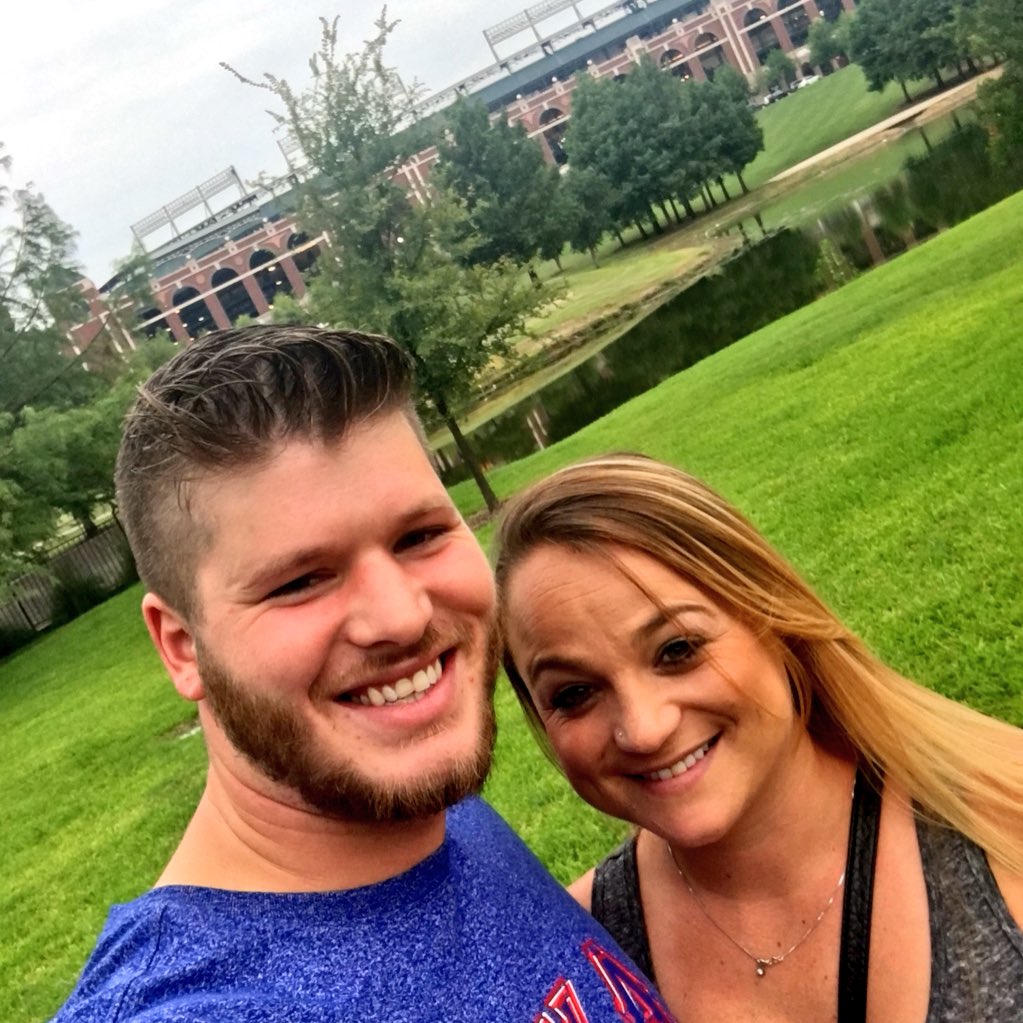 BelgardCody's tweet photo. #NewProfilePic https://t.co/mWuI1Tz8bP