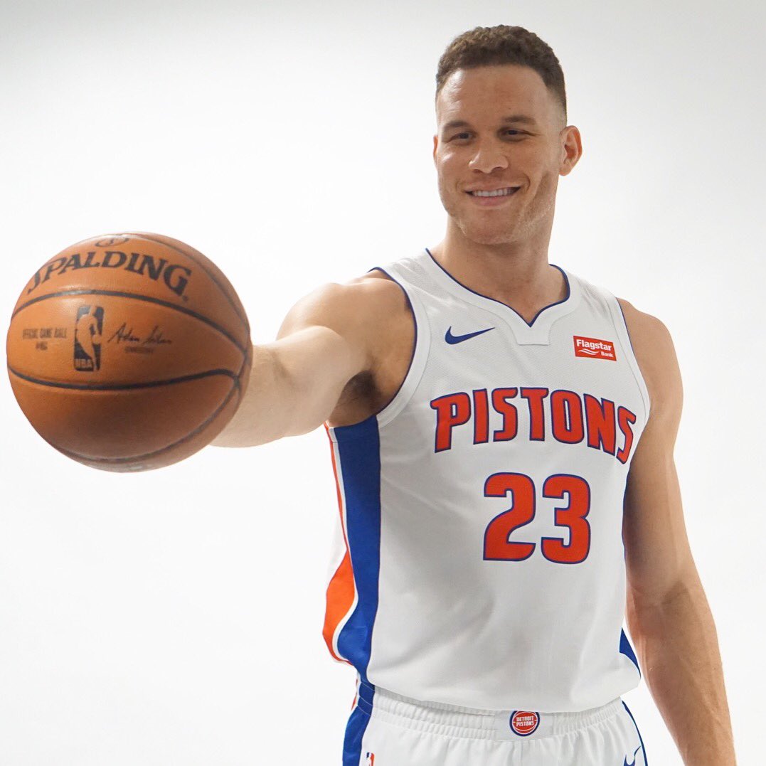 blake griffin jersey pistons