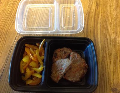 designergal390's tweet photo. Great compartment containers for lunch prep, dishwasher, microwave, and freezer safe! https://t.co/6TW6oE2YbI #freshware https://t.co/pFxKAxeuCH