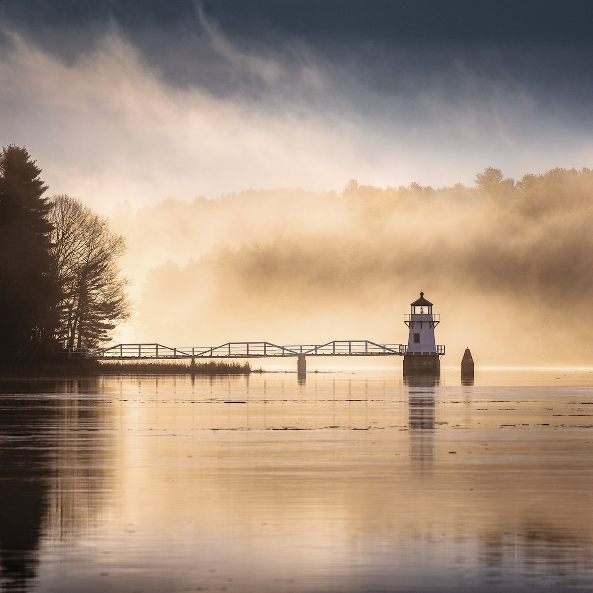 MagazineofMaine's tweet photo. #DoublingPointLight is the February image in our 2018 #Lighthouse calendar. It was one of four lighthouses built on the #KennebecRiver in 1898.
All of our wall calendars are now 40% off! ➡️ https://t.co/NlByzCkkFX
📷 #DownEast Director of Photography Benjamin Williamson https://t.co/qS5vi5qOYf