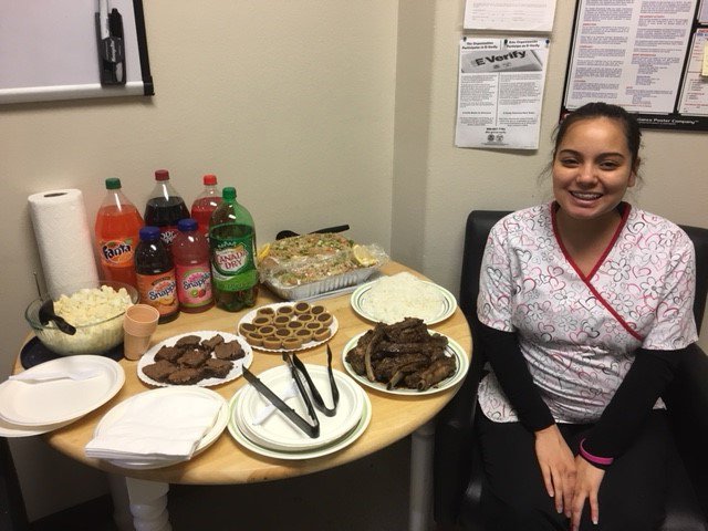 SmilesolutionsR's tweet photo. Vee's having a baby! Here she is at her baby shower/office potluck at our Rainbow location.  Congratulations, VEE! #newbaby #officepotluck #dentist https://t.co/2kCerRwPhk