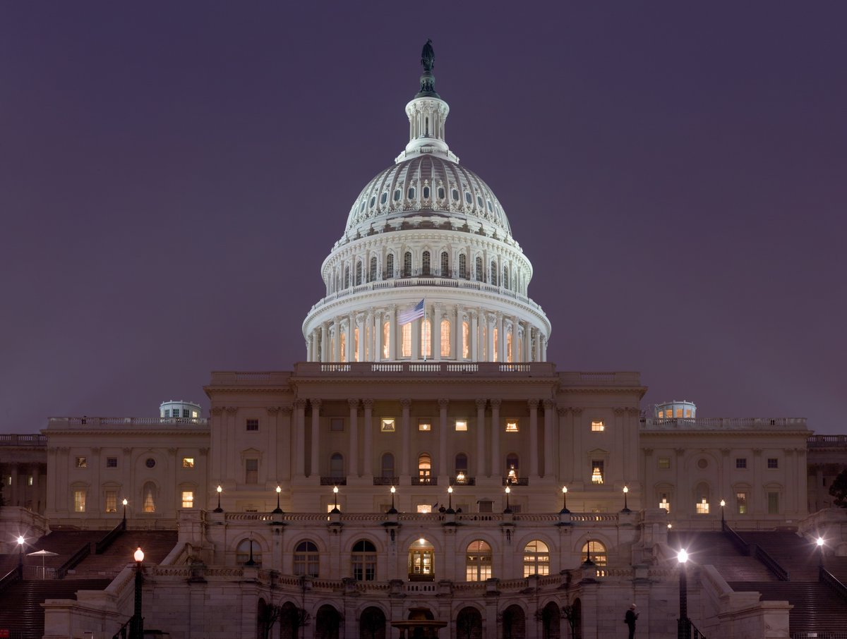 Bryanmillers1's tweet photo. Live coverage of President Trump's 2018 State of the Union Address begins now: https://t.co/5mXr0oCGYH #S... by #YouTube via @ridder_co https://t.co/USVPBPVEG0