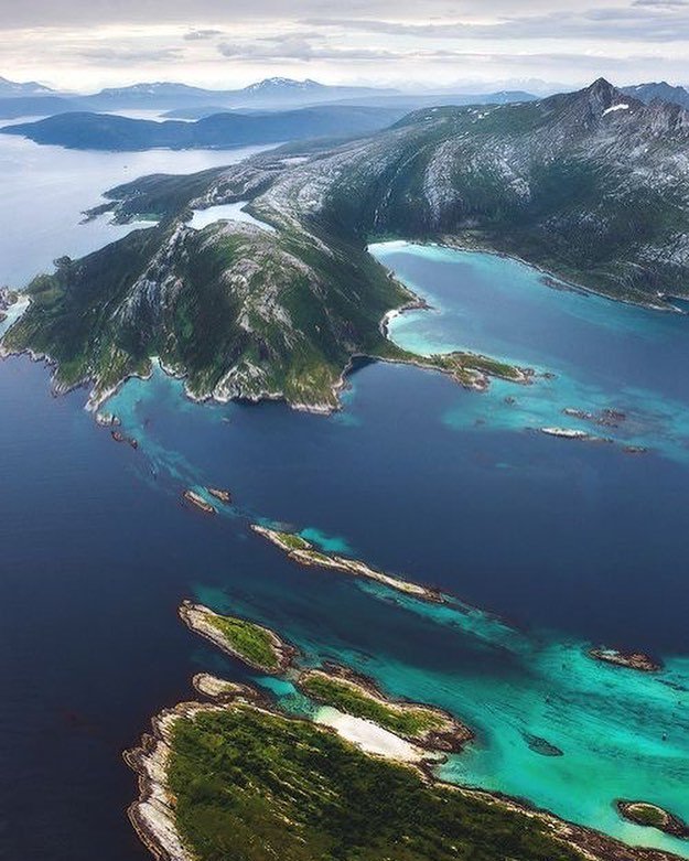 blogosum's tweet photo. Reposting @trvlearth:
📍Senja, Norway #trvlearth #travelphotography #travel #travelgram #travelblogger #worldtraveler #travelling https://t.co/My54IYpehf