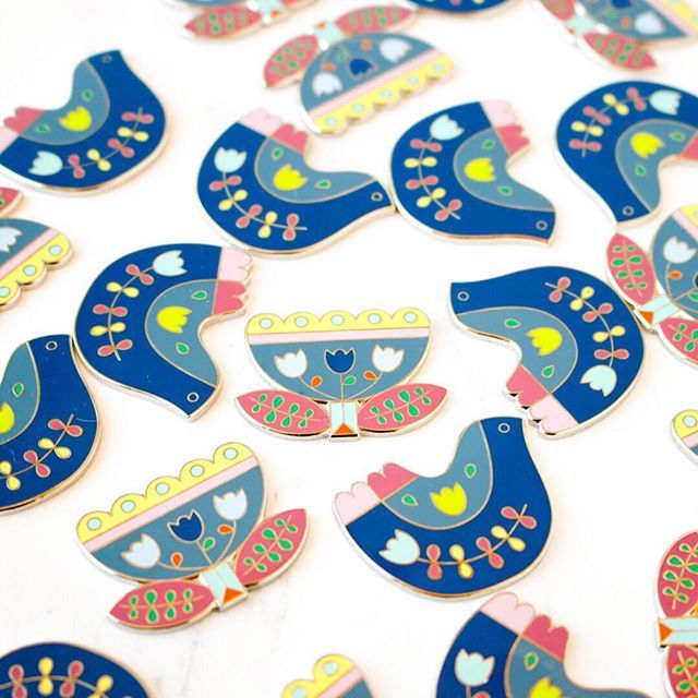 Needle minders make me happy! #needleminderaddict #needleminderobsession .
.
.
#needleminders #redgatestitchery #crossstitch #crossstitchlove #embroidery #xstitch #handstitched #crossstitcher #crossstitchersofinstagram #xstitchersofinstagram #craftsposur… ift.tt/2rSO1vr