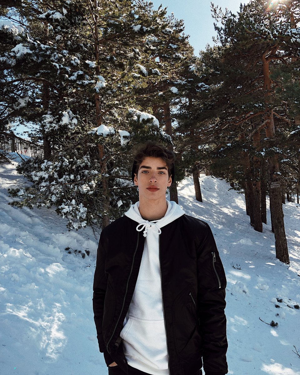 manuriosfdez's tweet photo. icyyy https://t.co/Yj1rqpNSKN