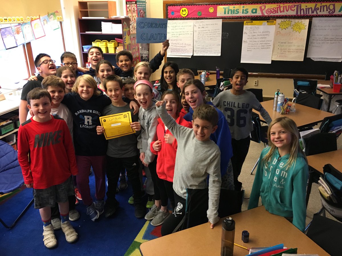 MsBarrettCG's tweet photo. @CG_grade4 Supporting our classmate! #geobeeparticipant #soproudofyou https://t.co/6YiZDJeyhT