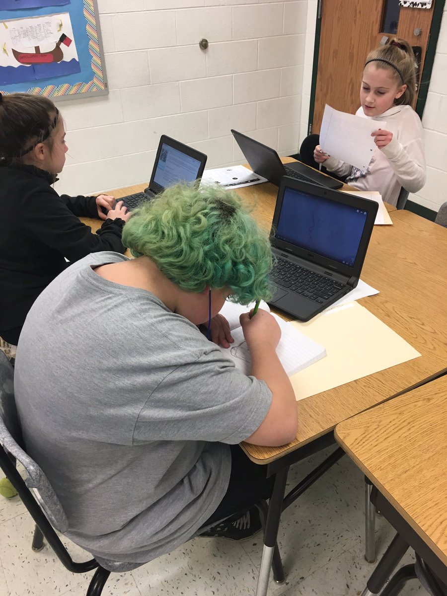 MMS_Eigher's tweet photo. First Genius Hour in the books! #learnspanish #howtoeathealthy #learnwoodworking https://t.co/osooFyRWKu