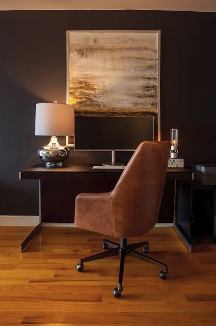 Decorilla's tweet photo. This amazing bachelor pad by Decorilla designer, Rachel H., was entirely elevated by the bold colors and modern lines she selected! See the full room transformation here! https://t.co/t1blWwJu9I @Sony #bachlorpad #design #GlassSoundSpeaker #lifespaceux https://t.co/GRms2ZPl0W
