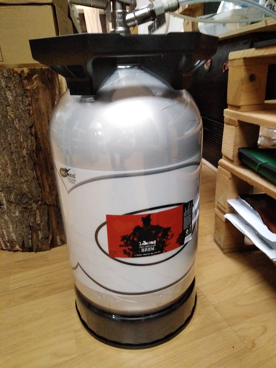 En <a href="/DonanCastle/">Deborah McRae</a> ya hay pinchado otro barril de #laBIRRAcollective, pero atención, porque en exclusiva, este viernes y sábado el ÚLTIMO BARRIL se pinchará en EXCLUSIVA en <a href="/clubvivalabirra/">vivalabirra</a>! La info del evento, en nuestro #Facebook: facebook.com/events/3412410…