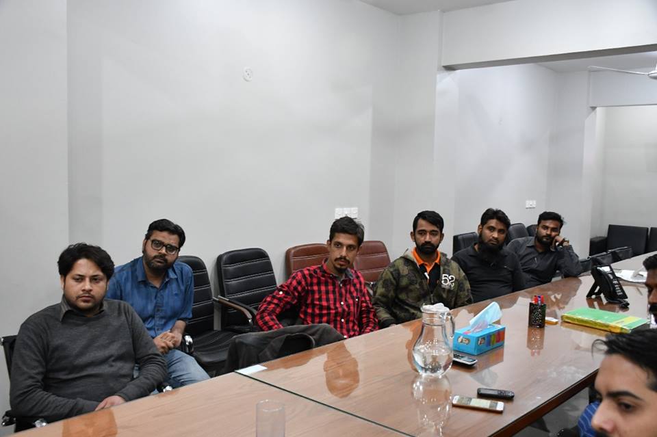 UOKAPMSO's tweet photo. Ex Sector Organizer of Sector D & Sector E join APMSO (Pakistan) along with senior workers of APMSO Karachi University Sector.
#LongLiveAPMSO
@APMSOOfficial @faisalsubzwari @AhsanAliGhori @hafizsharyar @M_Yasir_ @La_Zohaib @Bhussain98 @JunaidNn @ZeeshanHaq92 @kainatf42 https://t.co/WMtpDSSvhF