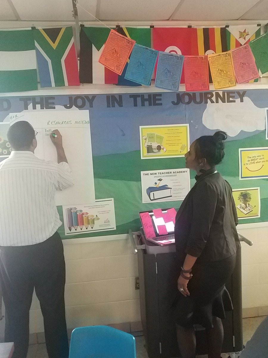 Lead_instruct's tweet photo. Designing our Saturday school program as one team.
@DDEMSEagles https://t.co/icCBO4m2Z8