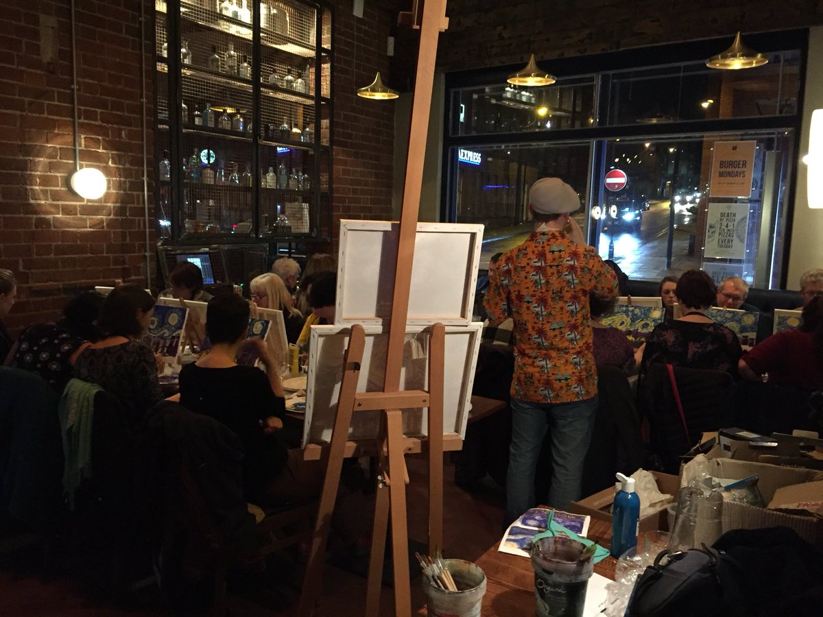 paintingthetownred tweet media