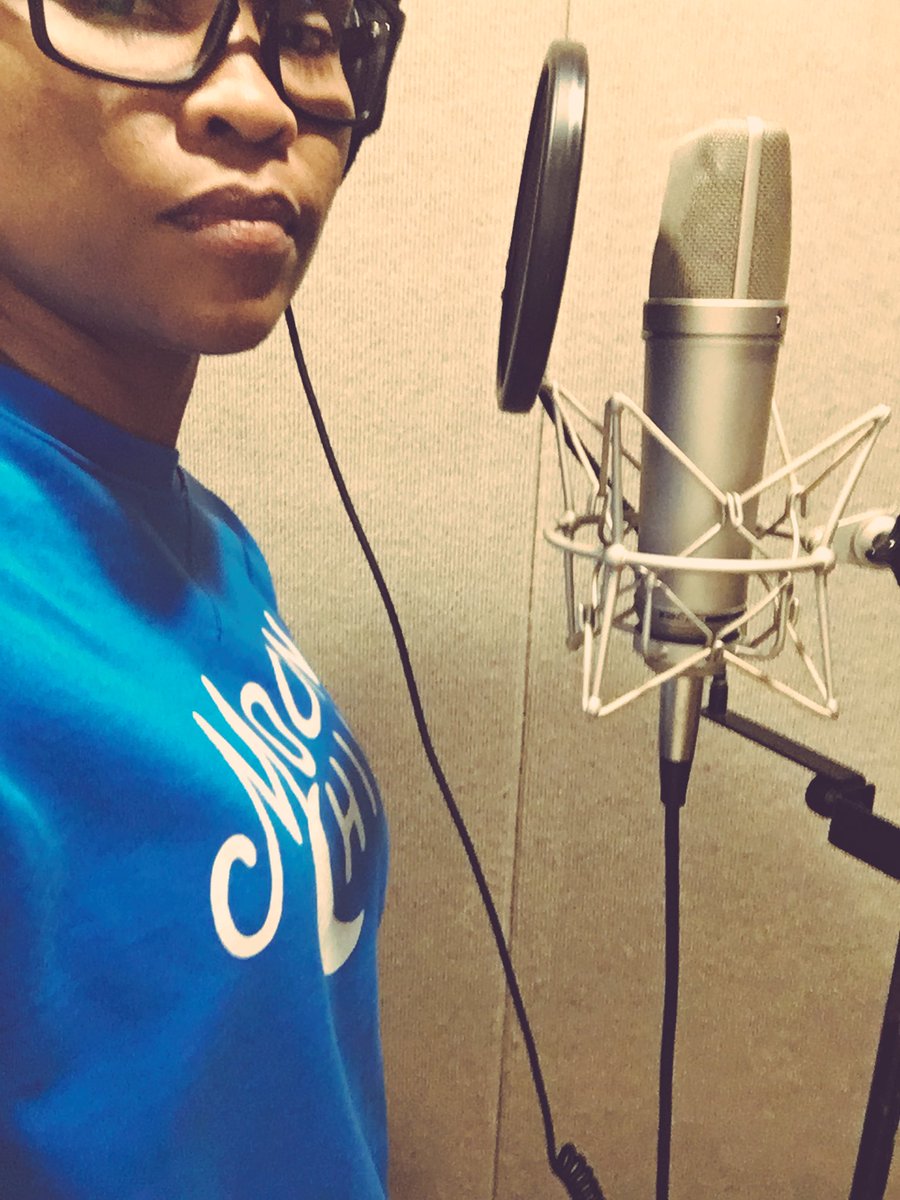 Freemyflo's tweet image. Studio grind can’t stop won’t stop #Freemyflo #boothvibes #midtownstudios #miaminights