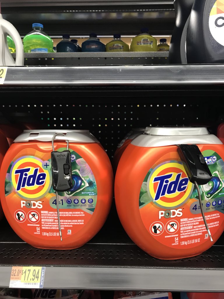 chrisdfultz's tweet image. Grocery shopping at Walmart...... this is where we are at as a society.