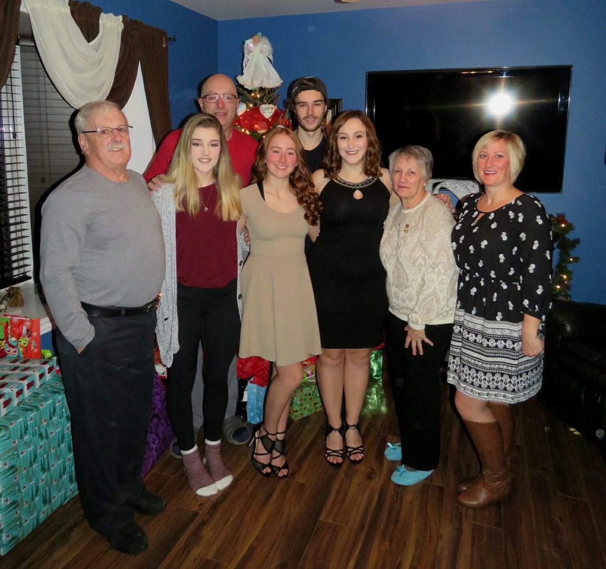 gracesandralynn tweet picture