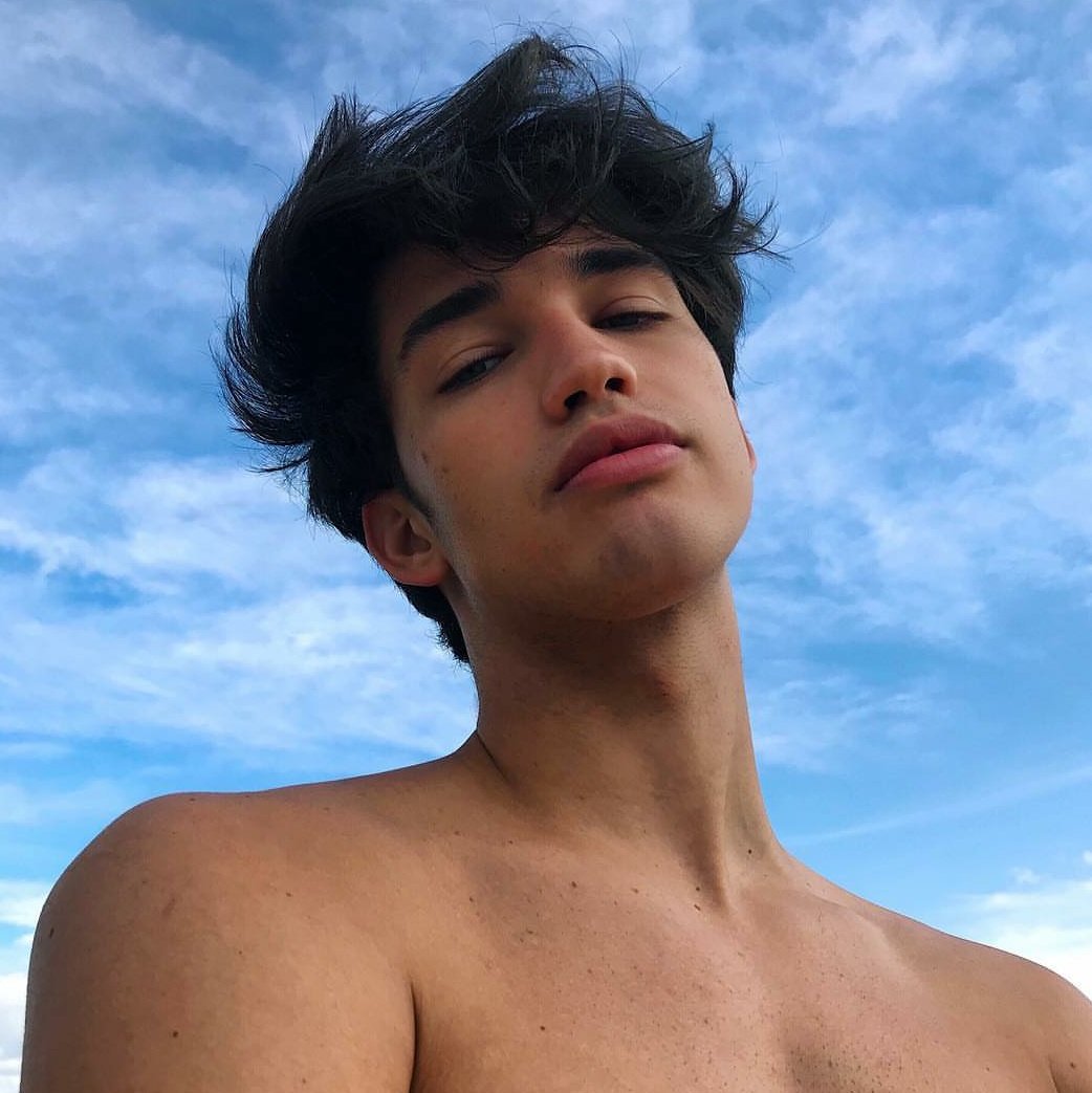 HAYDEN2HARD's tweet photo. #NewProfilePic https://t.co/J3CcLrU2kQ