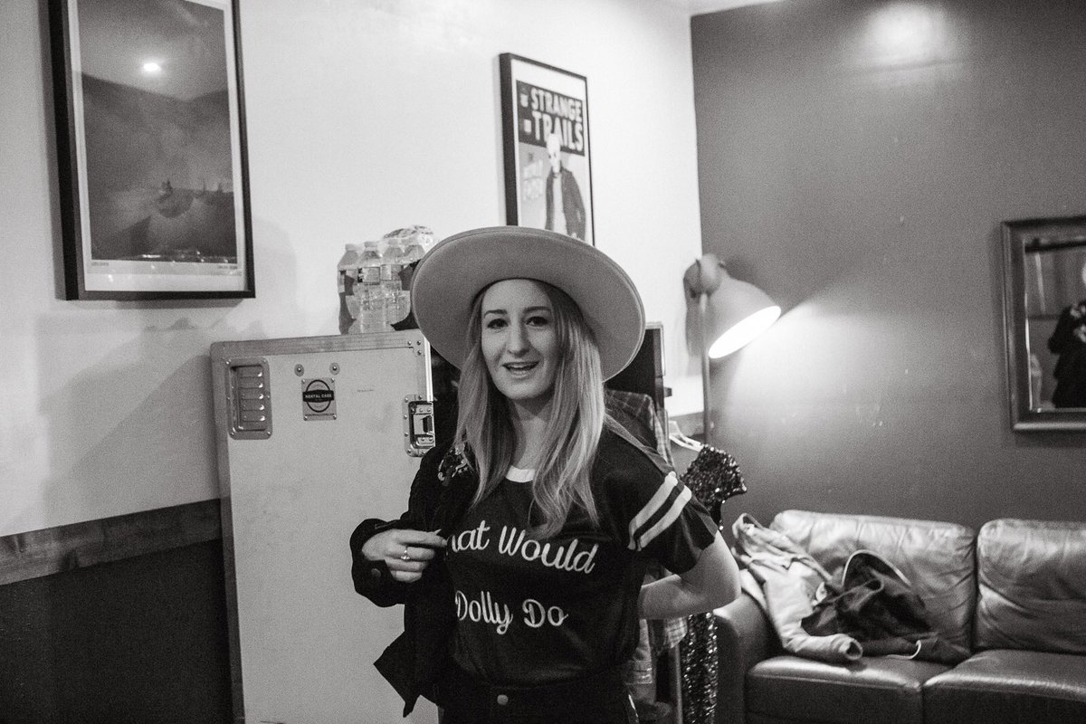 MissMargoPrice's tweet photo. Thanks for partyin with us Austin! Me and Paul @CauthenMusic are in Houston tonight at the @HeightsTheatre https://t.co/2IC4yOklLo