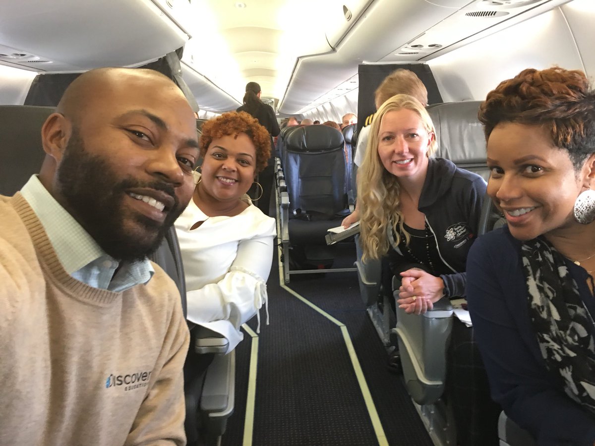 MaxBrooks1's tweet photo. I’m blessed to work w/ THE most brilliant, compassionate, &amp; amazing women! #STEMtastic @DrLMatthews @camsiemcadams @jackrocs https://t.co/S9KZPT44yJ