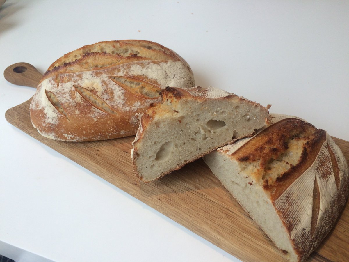 SecretbakeryHG2's tweet photo. Sourdough is on trend at the moment. It's made differently from other bread as it doesn't have any yeast in it. Instead,  natural fermentation processes mean it's a little more temperamental than yeasted loaves but the flavour and texture is amazing. Are you a lover of Sourdough? https://t.co/W9aEQe69xs