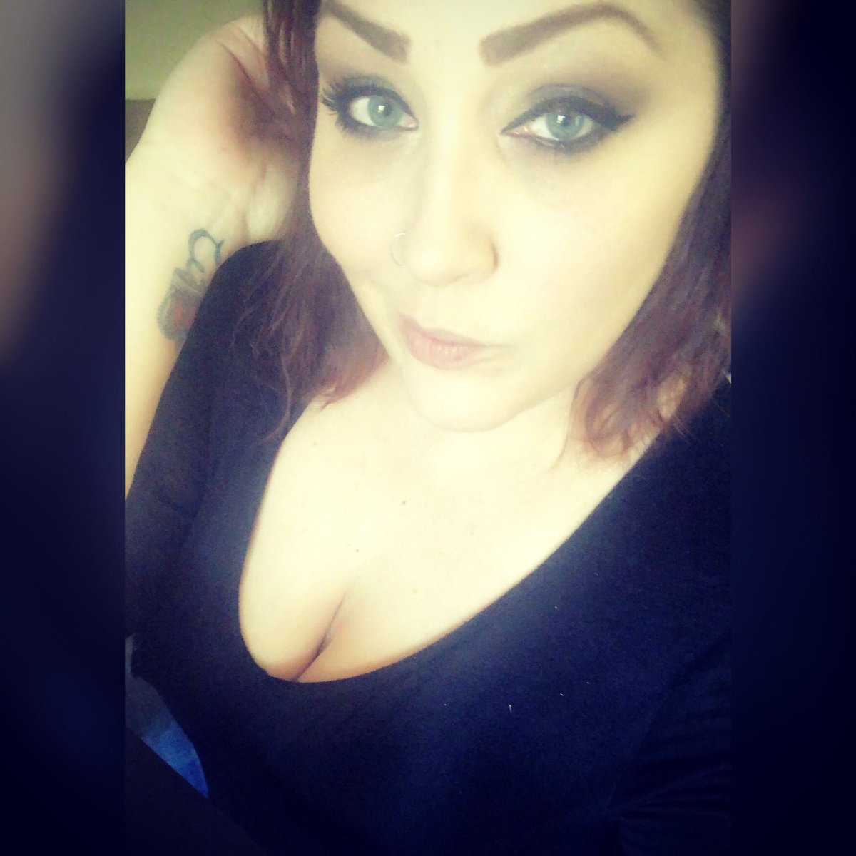 mzmacaz's tweet photo. I’m baaaaaack! Now booking for March! It’s been to long since I’ve done a show.  @r_t_underground https://t.co/2D0H4mBBFF
