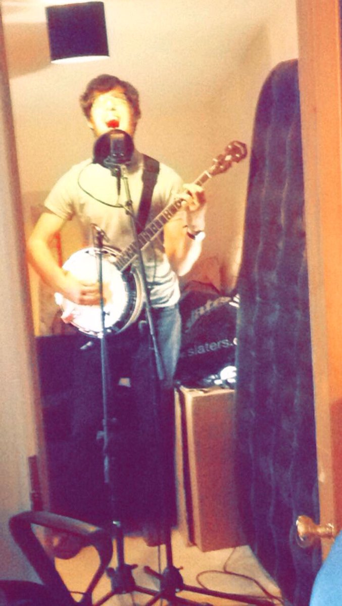 RevelationBrot1's tweet image. We've been back in the studio with the amazing Thomas Micheal Joy recording a new album! Exciting things on the way before the release too, so listen out because we are back in business!