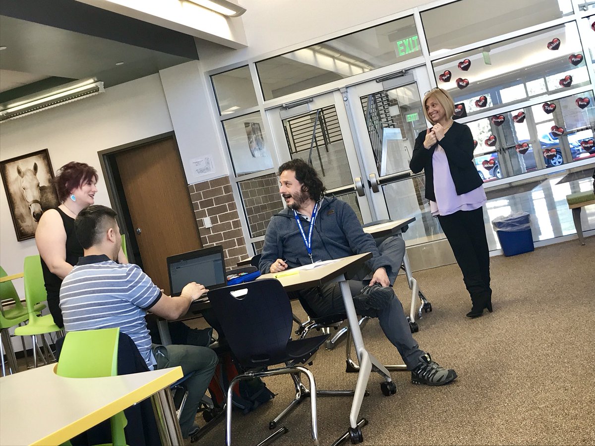 EveMartin3z's tweet photo. Great Trans-Languaging DL PD with @HISDMultiPrgms Secondary DL Teachers!! Thank you @DrSMercuri!!
#dualworks @HamiltonMS1 @burbank_ms @MeyerlandMS ❤️💙 https://t.co/W1SoEzEfDW