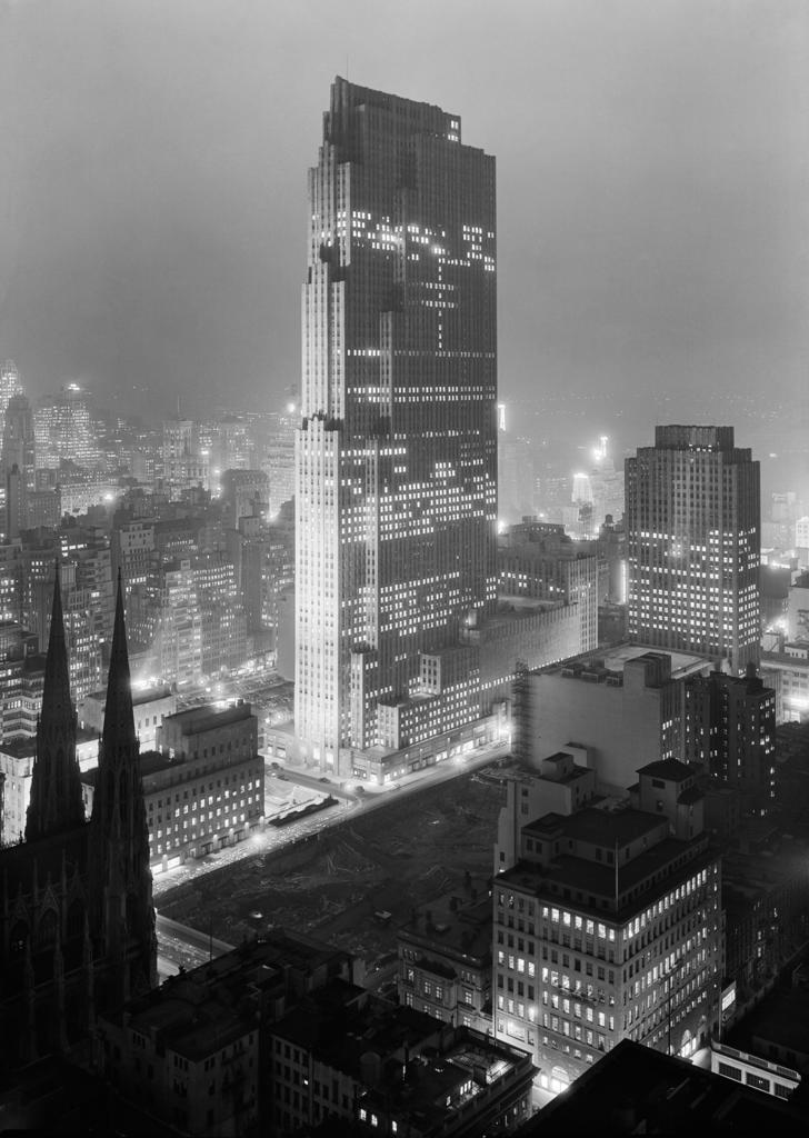 Amazing Historical Photo of Rockefeller Center, New York on 12/5/1933 