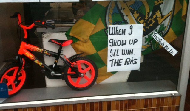 Part of what makes the Rás so special....Route announcement coming soon!! #ras2018 #rastailteann <a href="/SSbike/">Shane Stokes</a> <a href="/ciaranlennon/">ciarán lennon</a> @Irl_Cyc_Results <a href="/sticky_bottle/">StickyBottle.com 💚 🚲</a> <a href="/eddie_km/">EddieKM</a> <a href="/ianoriordan/">Ian O'Riordan</a> @IreCyclingFed    pls rt