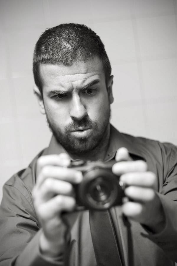 chocitadelloro's tweet photo. Mañana jueves no te pierdas el show de @QuiqueMatilla en la @chocitadelloro de #GranVía https://t.co/e8WdcfsL2f Si haces RT y eres follower sorteo de 2 entradas https://t.co/g6hlARwiml