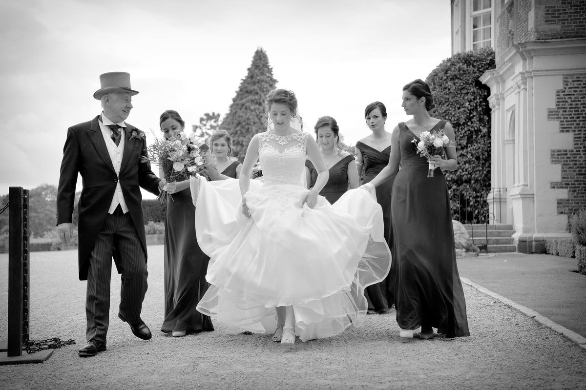 #weddinghour <a href="/WeddingAffair/">The Wedding Affair</a>  Sophie &amp; Rob's lovely #wedding <a href="/goldsborohall/">Goldsborough Hall</a> with @BeamsleyBlooms <a href="/blossomtcakeco/">Blossom Tree Cake Co</a> <a href="/simplyharrogate/">Alexandra Stead</a> <a href="/EventMusicCo/">Chris Hilton</a> <a href="/LoveOnLocation/">Deborah Chalmers</a> #weddingphotographer #photographer