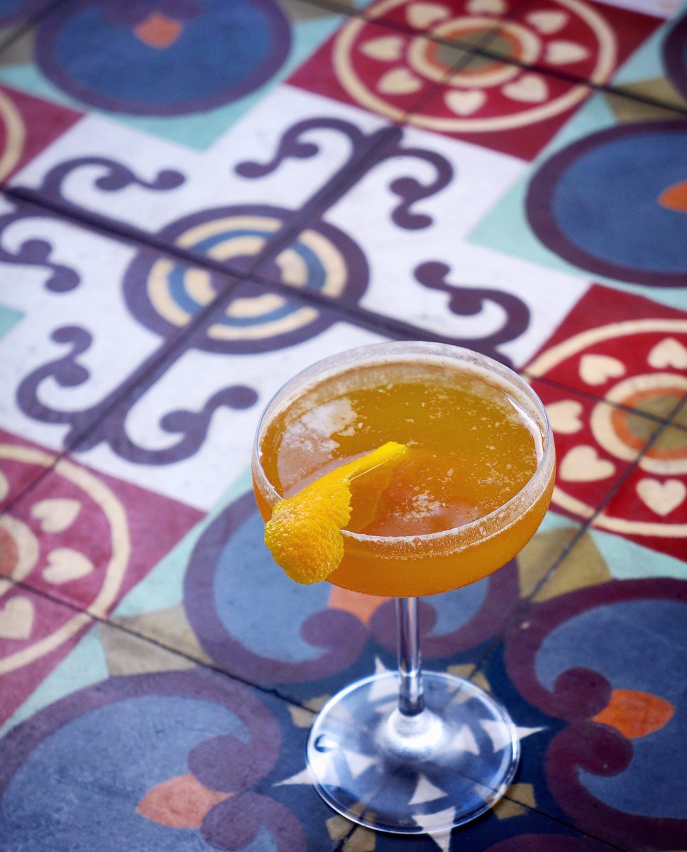 Mood: EXOTIC 🌼 Try one of our  exotic cocktails for just $7 during social hour, 5 to 7 pm in the lounge. #lecolonialhouston #socialhour