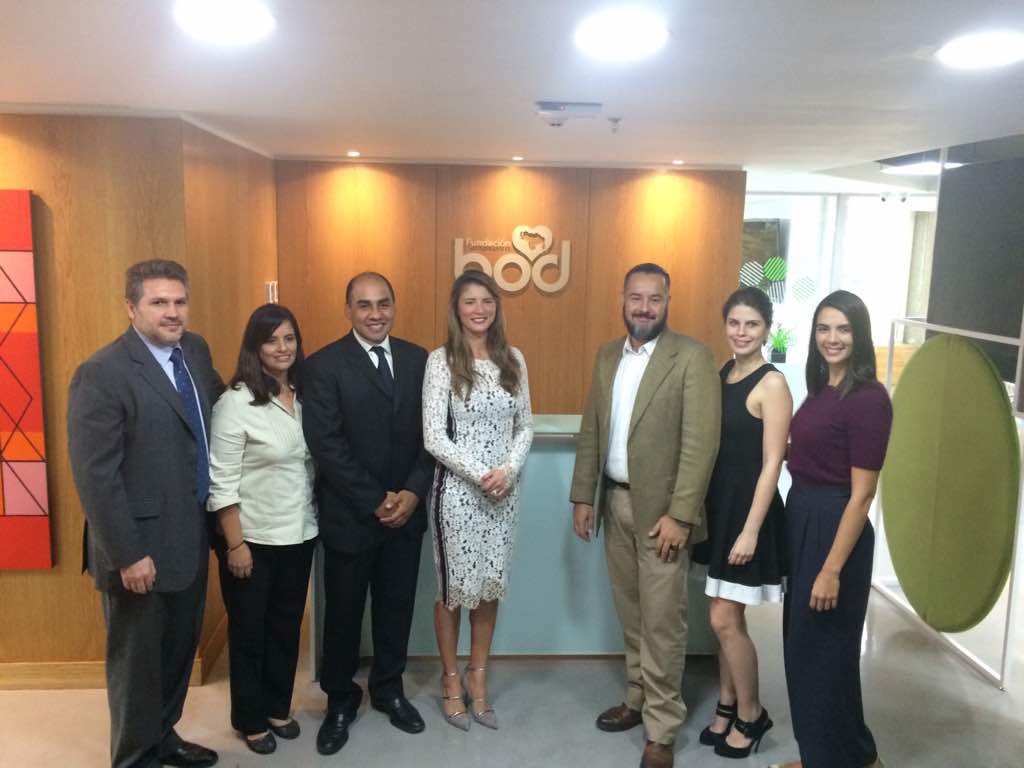 cuidadorexpress's tweet photo. Estamos muy orgullosos de haber recibido ayer una mención especial como mejor emprendimiento comercial de #DaleluzVerdeATuidea de @FundacionBOD otro logro más para seguir trabando por Venezuela . Muchas gracias! https://t.co/iaEj3vGVSO