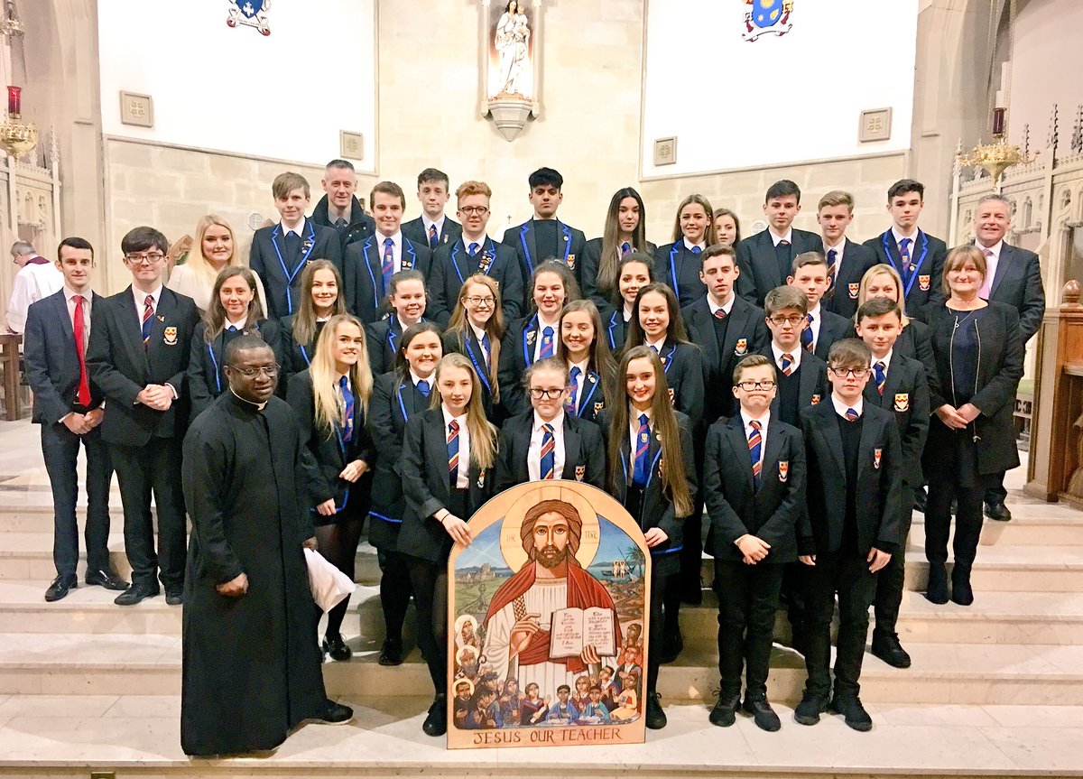 A wonderful celebration of Catholic Education at tonight’s @rcmotherwell Annual Education Mass on the feast of St. John Bosco #CatholicSchoolsGoodForScotland #CatholicEducationWeek2018 #jesusourteacher @CN_HS