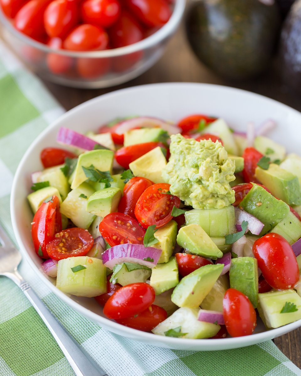 #AD It's day 1 in #Guacworld! Looking for your new favorite salad? I found it! goo.gl/5UZuj5 #GuacWorld @AvosfromMexico