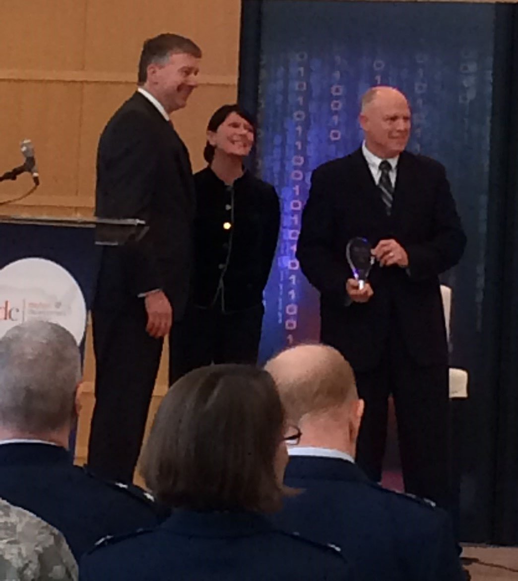 AESOhio's tweet photo. Congratulations #Silfex – 2017 Leading Jobs Creator Award! Thank you for investing in the people of the Miami Valley and bringing 400 jobs to Springfield @daytonregion #connectDayton https://t.co/1lx5tHXpzq